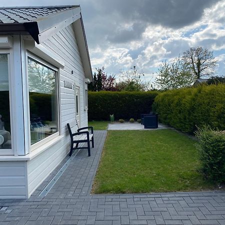 Bungalow Scheldezicht In Zeeland Dicht Bij Zee Scherpenisse Eksteriør billede