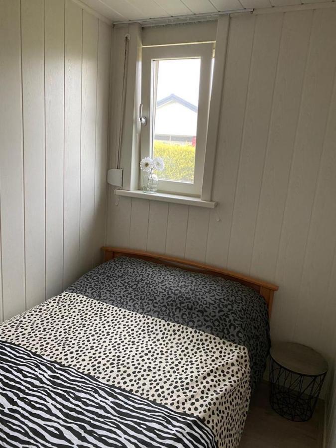 Bungalow Scheldezicht In Zeeland Dicht Bij Zee Scherpenisse Eksteriør billede