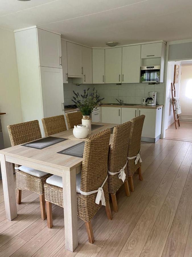 Bungalow Scheldezicht In Zeeland Dicht Bij Zee Scherpenisse Eksteriør billede
